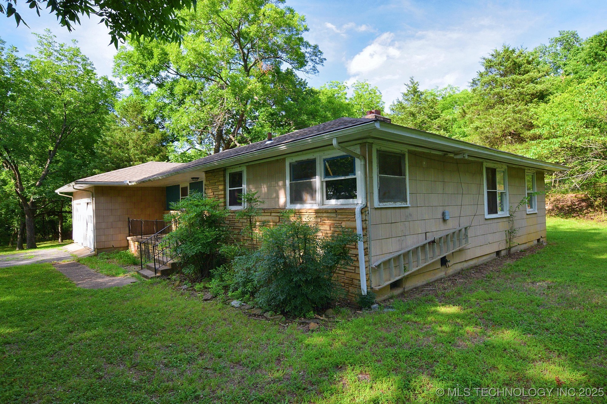 23126 Highway 82 Park Hill OK 74451