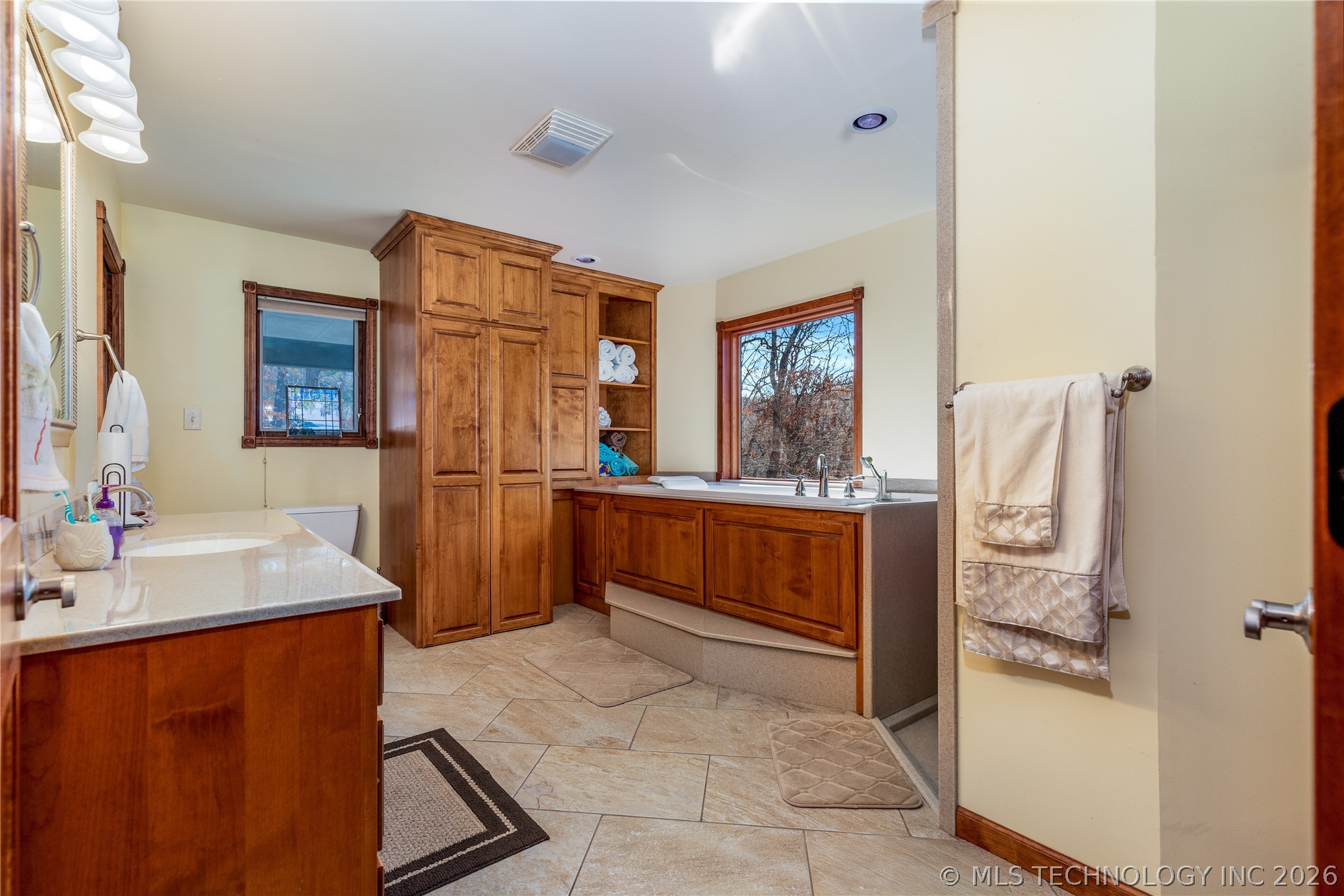 449 Private Road 065 Road Eucha OK 74342