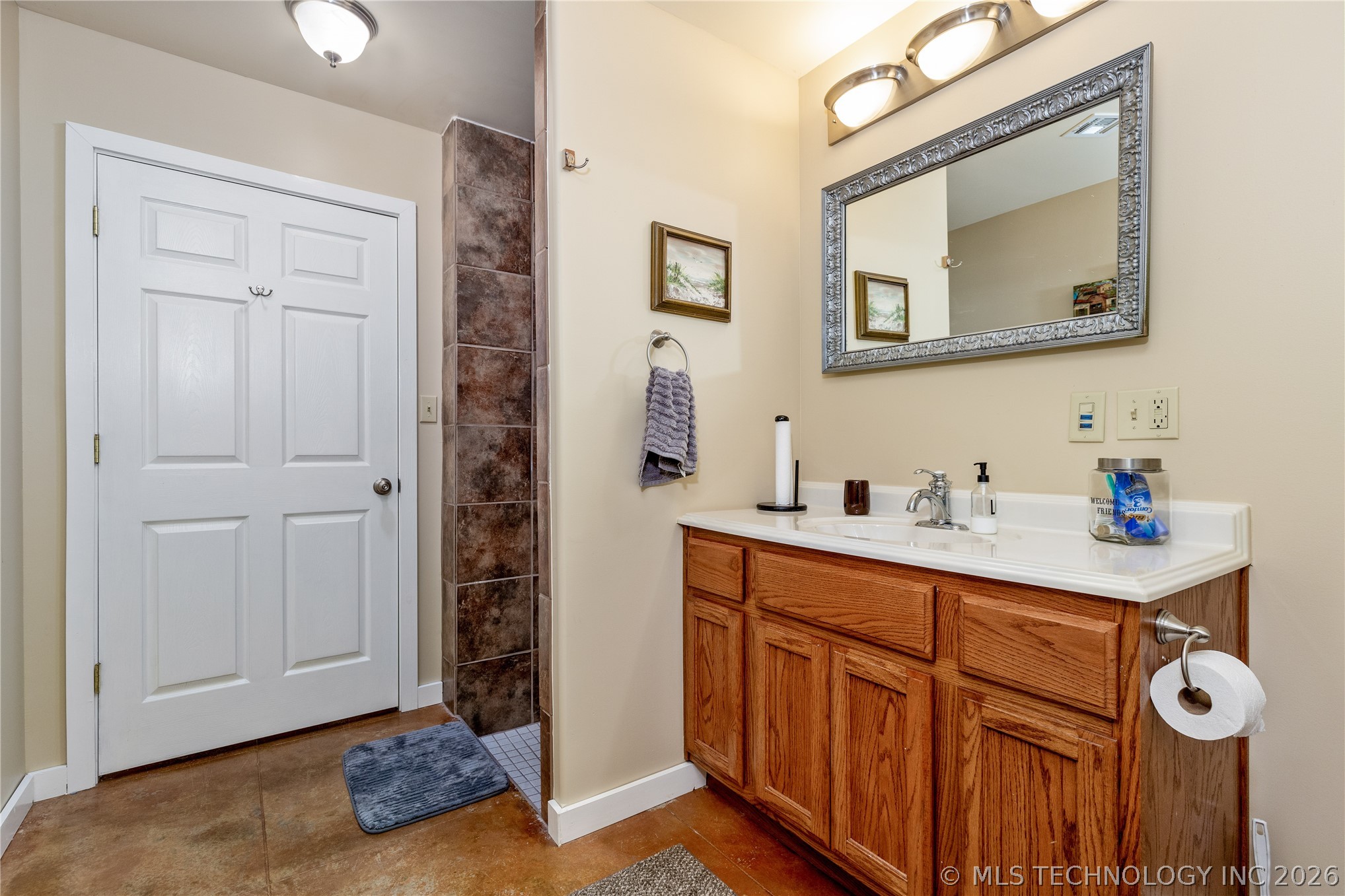 449 Private Road 065 Road Eucha OK 74342