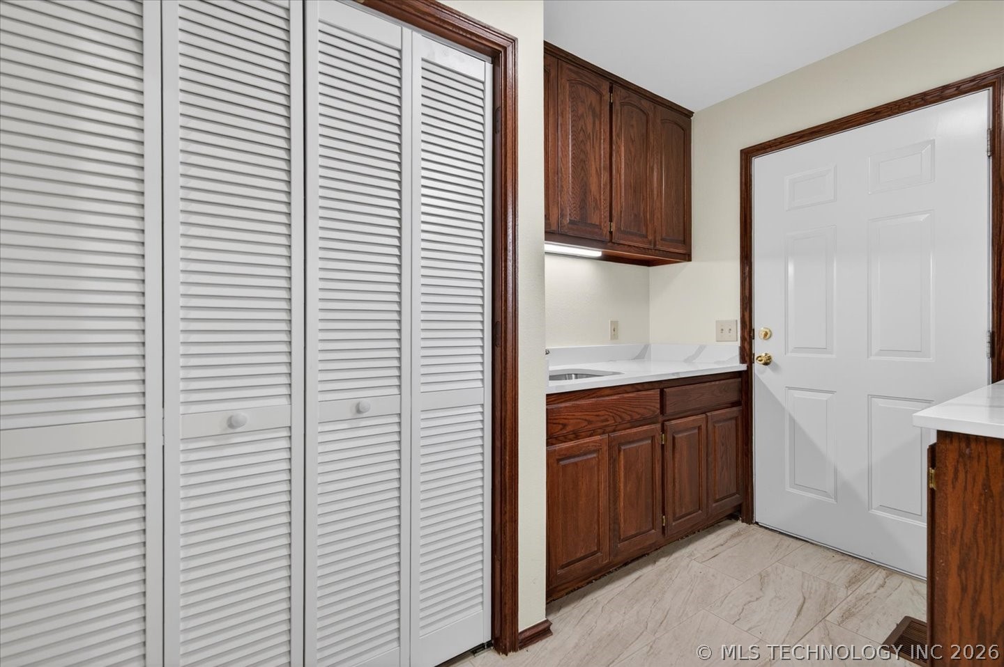 2728 W 66th Place Tulsa OK 74132