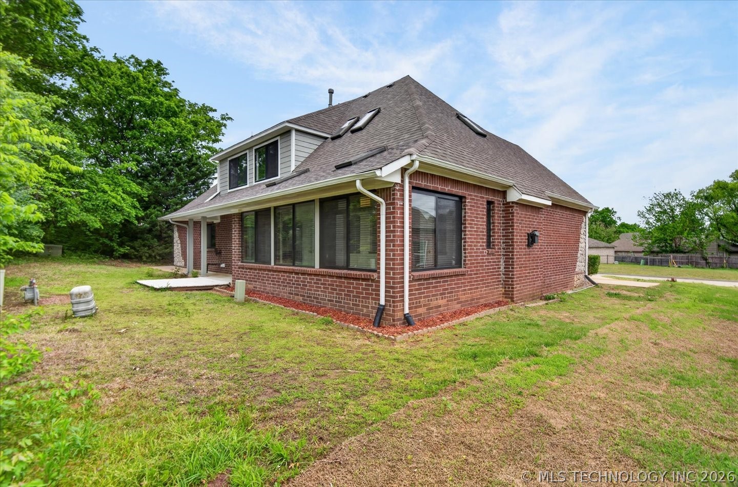 2728 W 66th Place Tulsa OK 74132