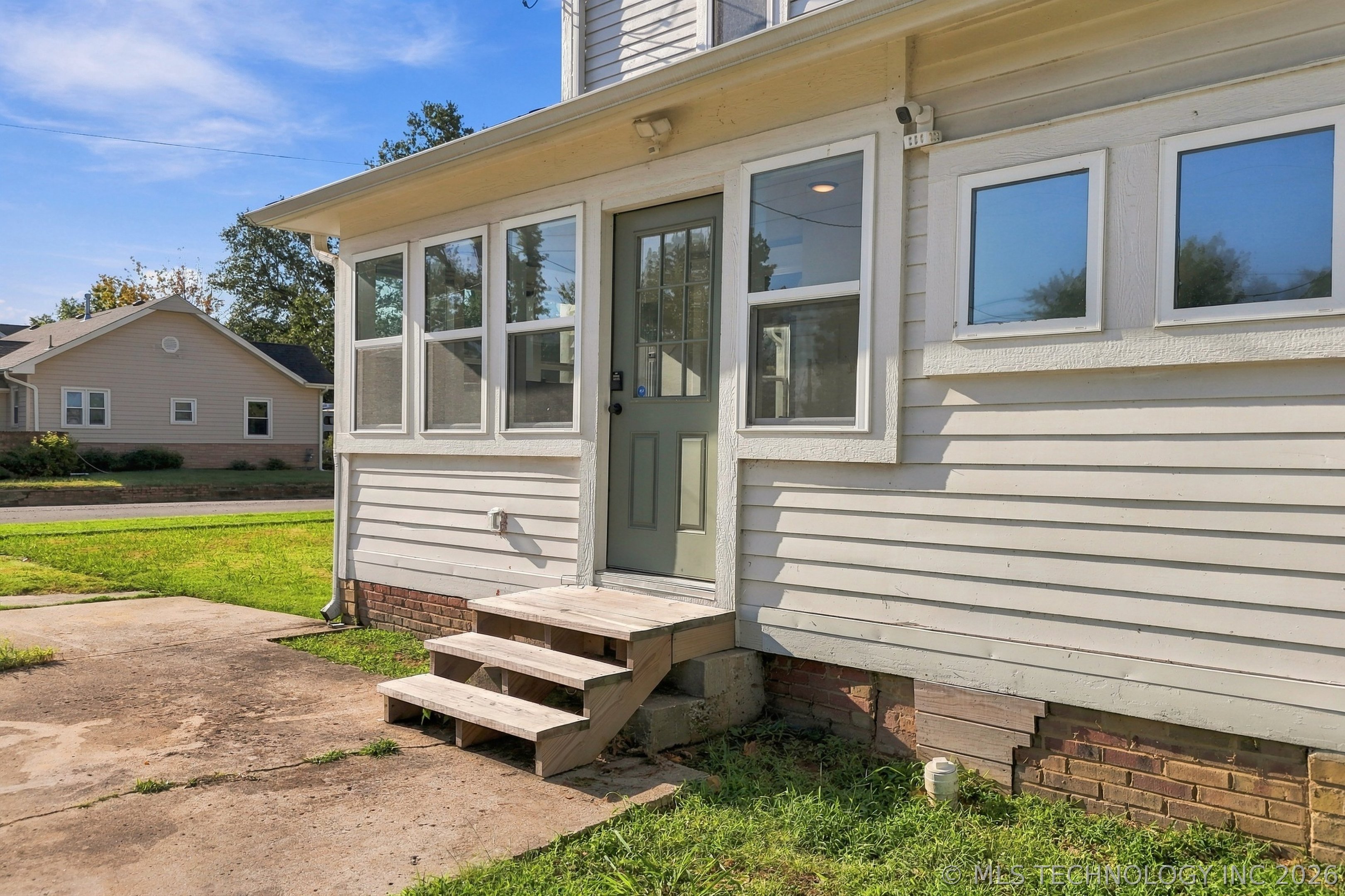 332 E 4th Street Claremore OK 74017