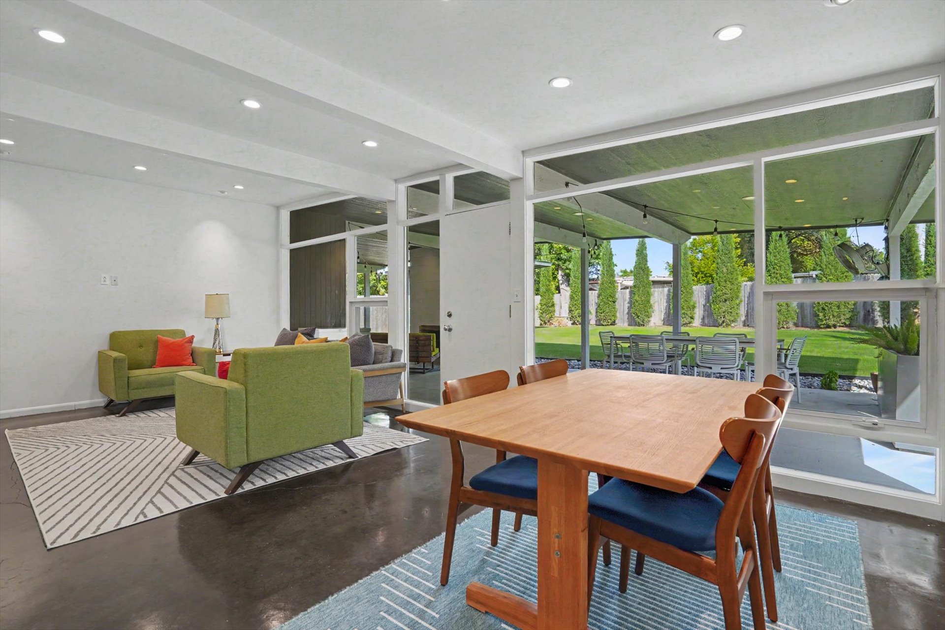4939 E 26th Place Tulsa OK 74114