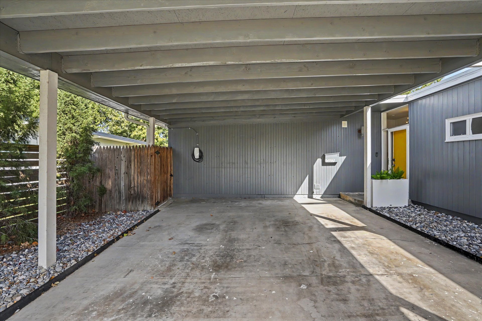 4939 E 26th Place Tulsa OK 74114