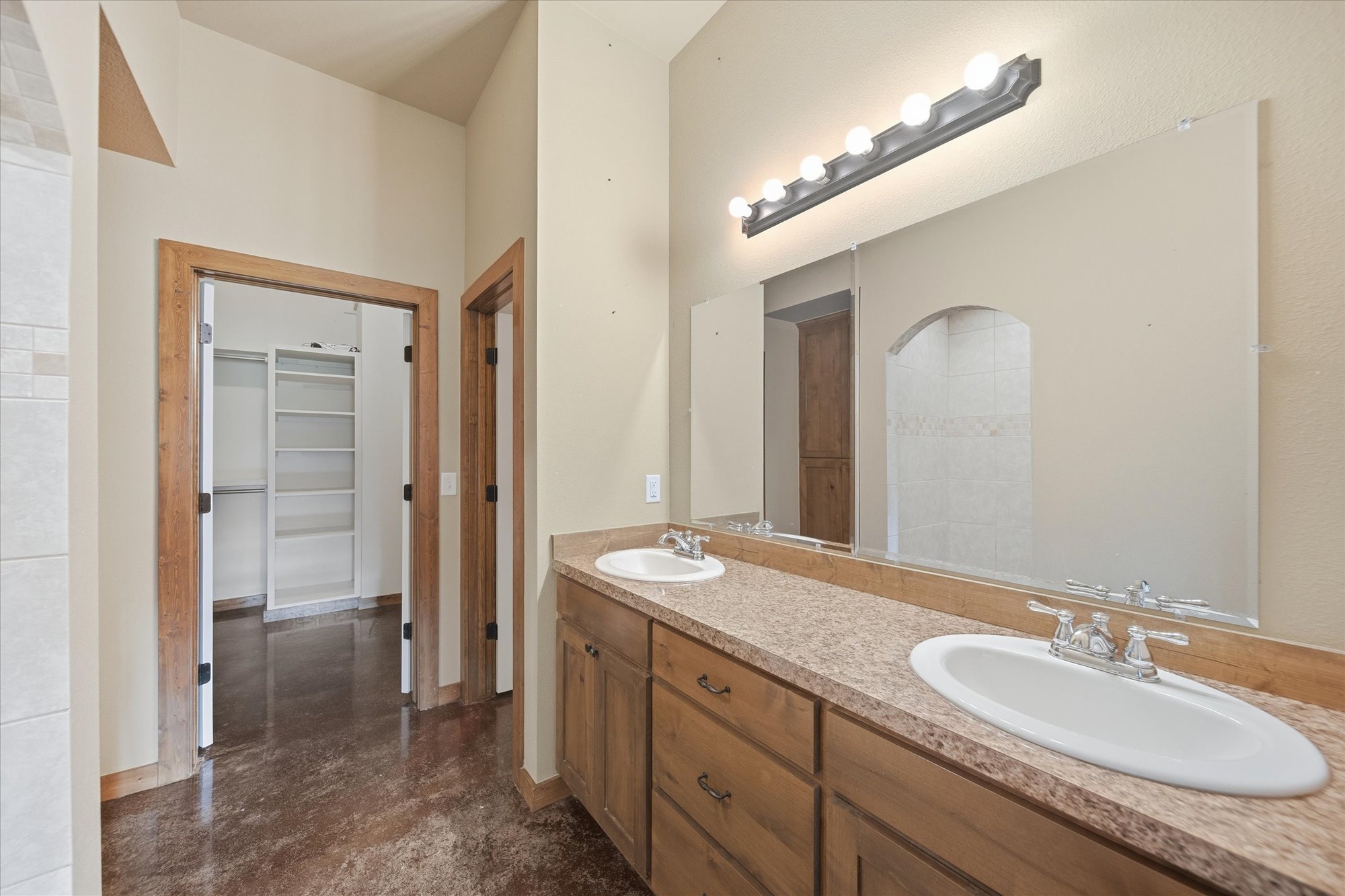 5245 S 321st East Avenue Broken Arrow OK 74014