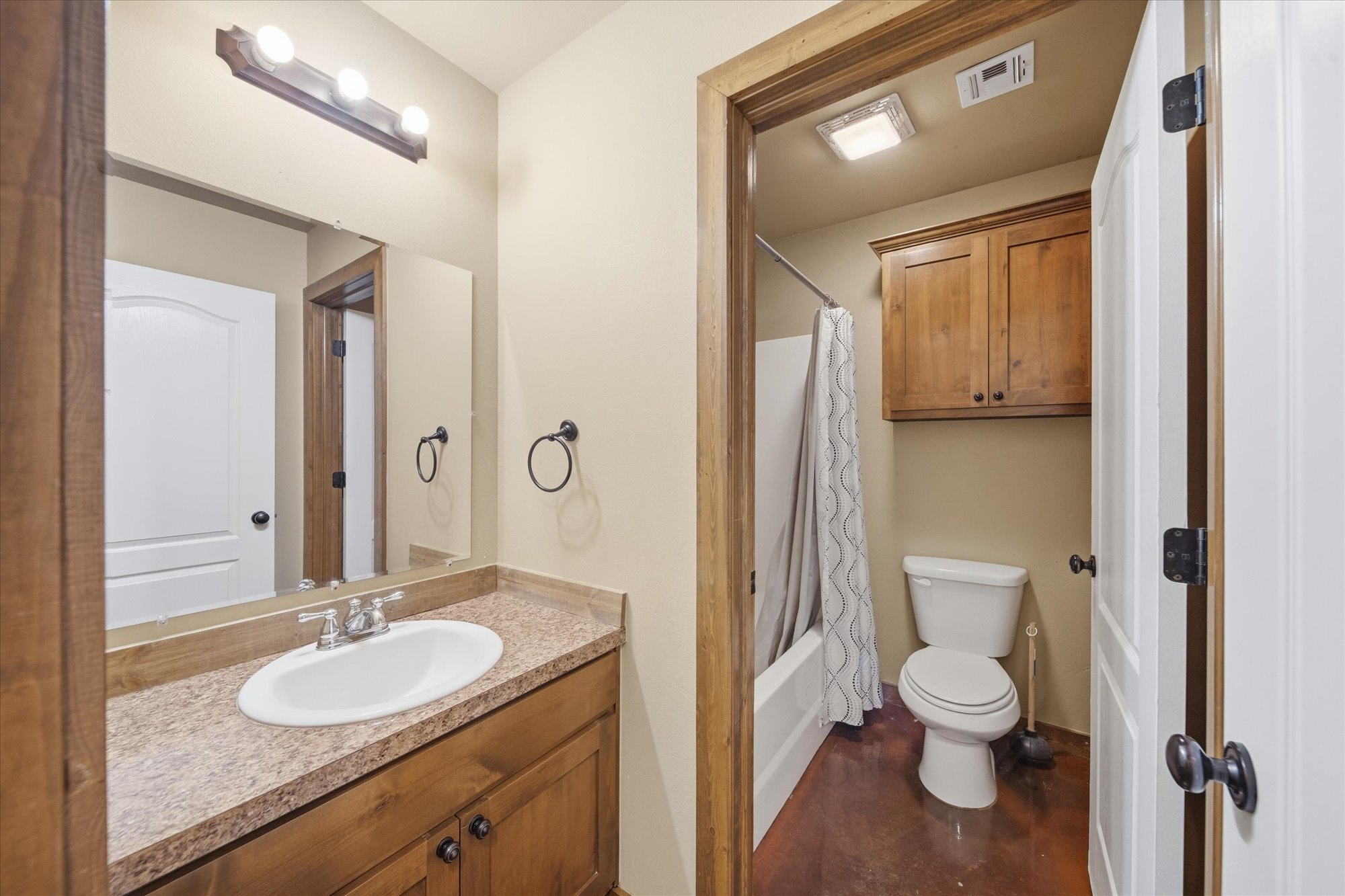 5245 S 321st East Avenue Broken Arrow OK 74014