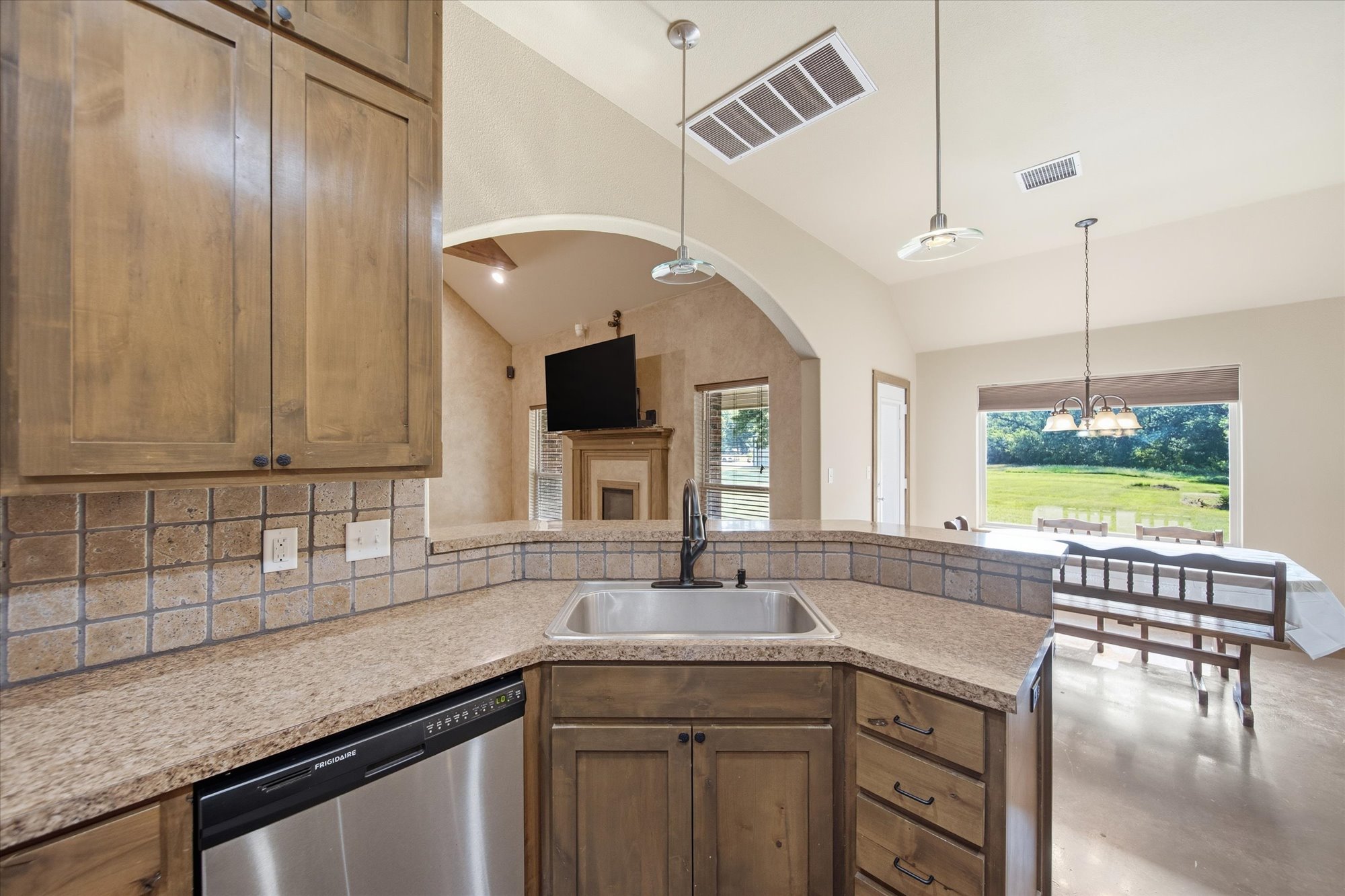 5245 S 321st East Avenue Broken Arrow OK 74014