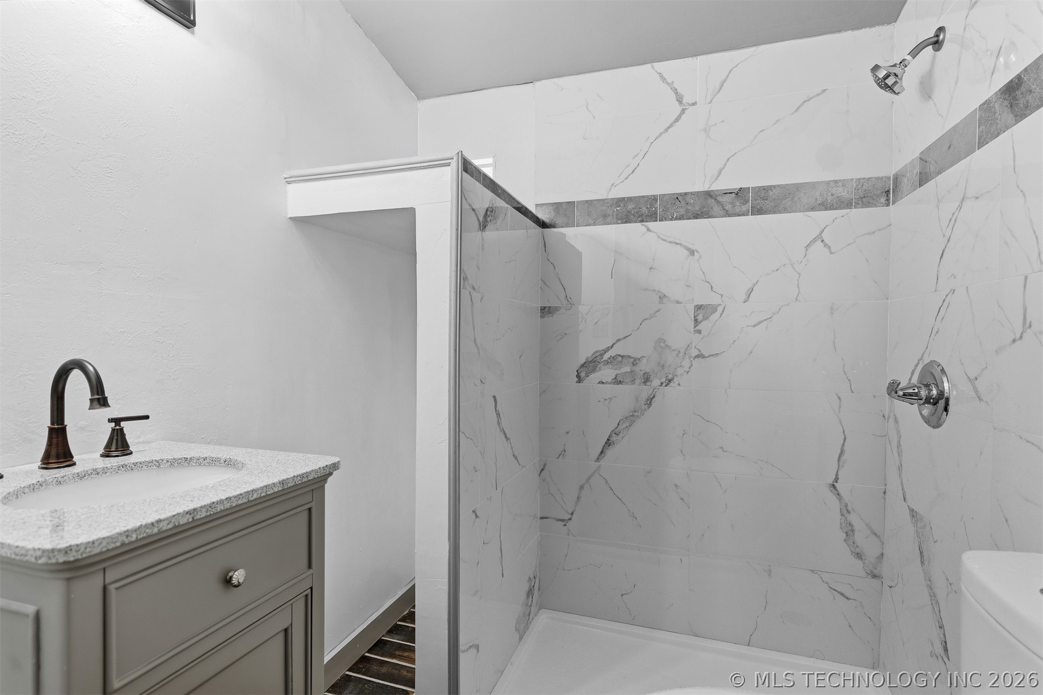 302 S 10 Avenue Madill OK 73446