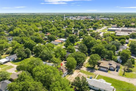 302 S 10 Avenue Madill OK 73446