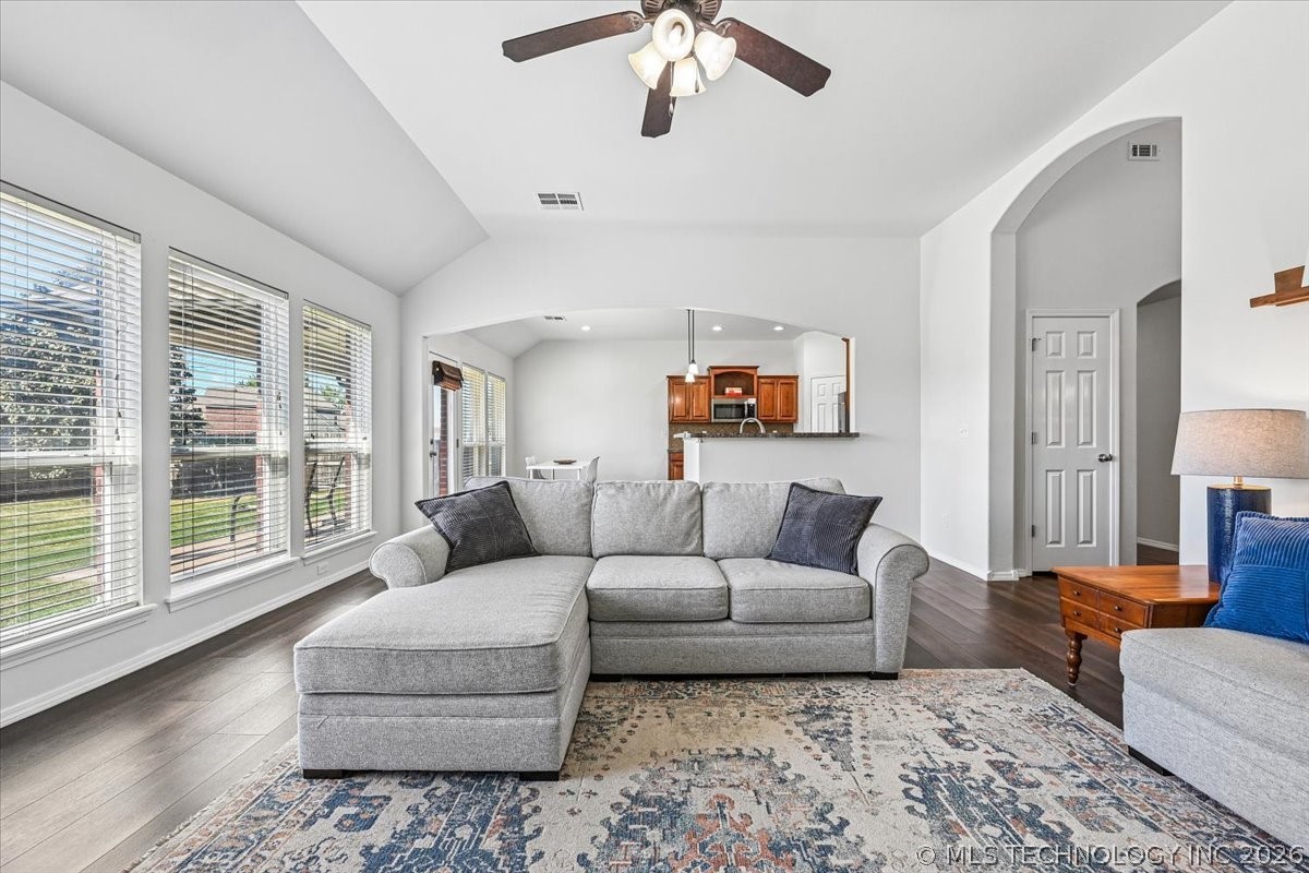 20496 E 47th Street S Broken Arrow OK 74014