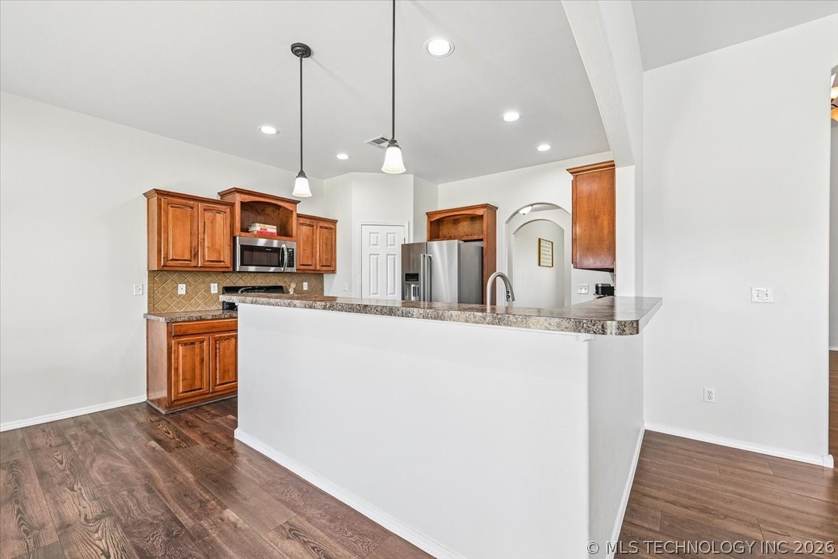 20496 E 47th Street S Broken Arrow OK 74014