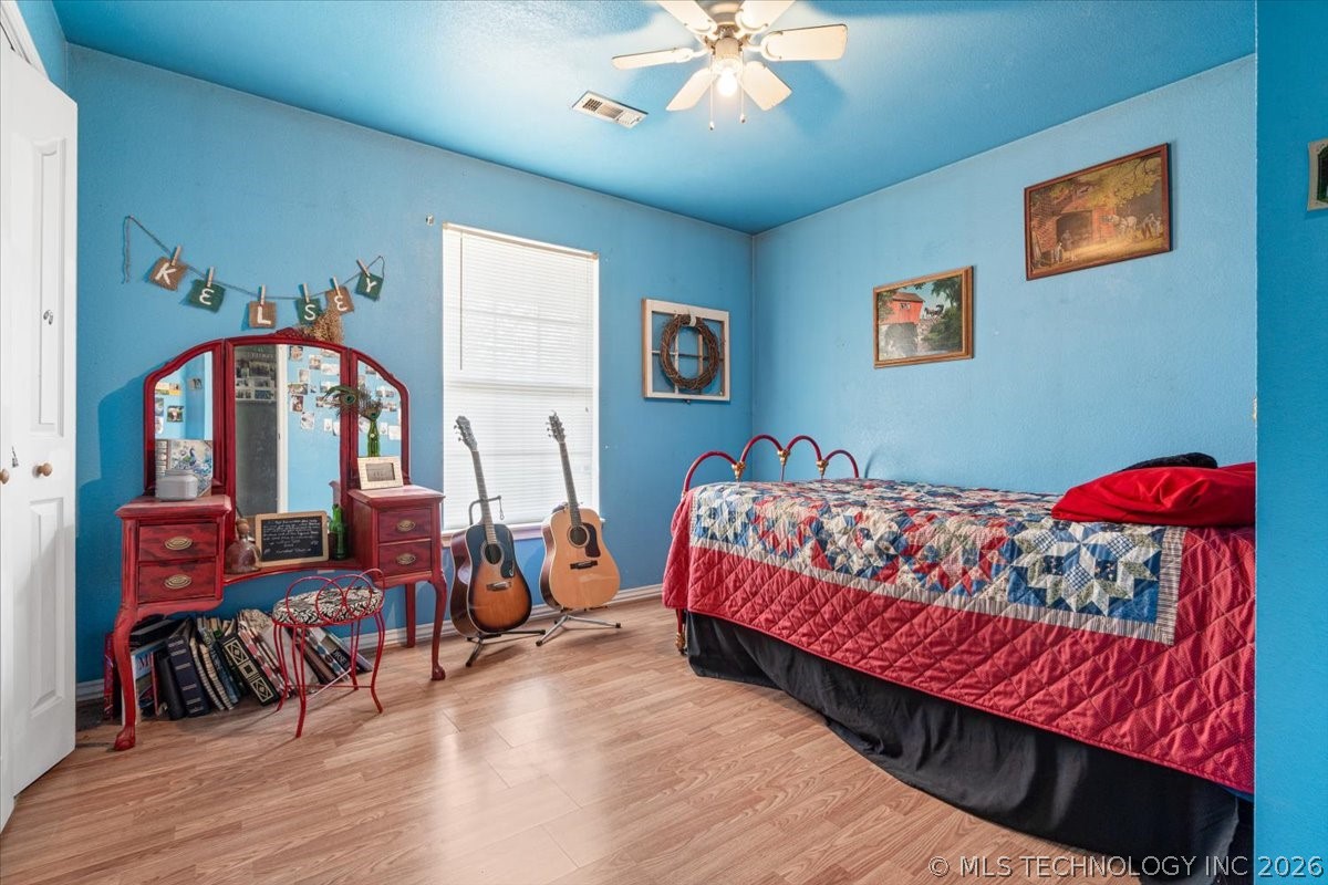 554 W Swicegood Road Colcord OK 74338