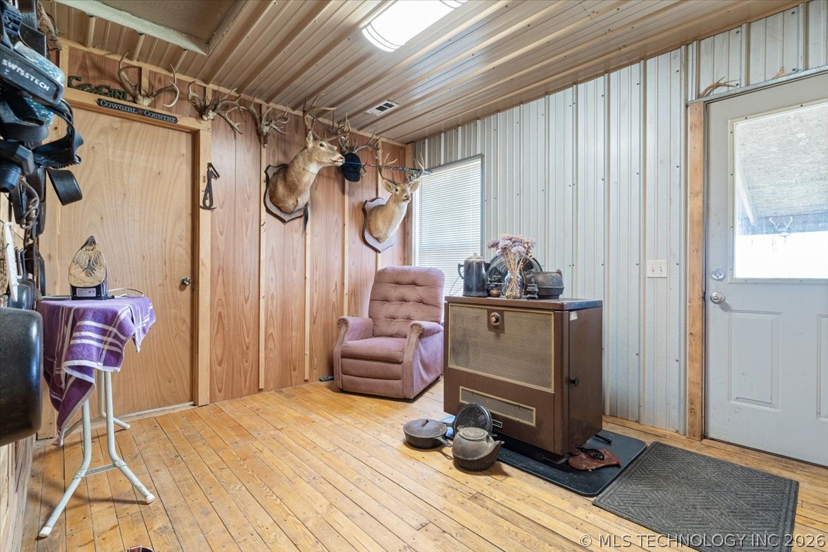 554 W Swicegood Road Colcord OK 74338