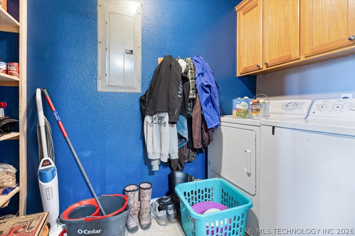 554 W Swicegood Road Colcord OK 74338