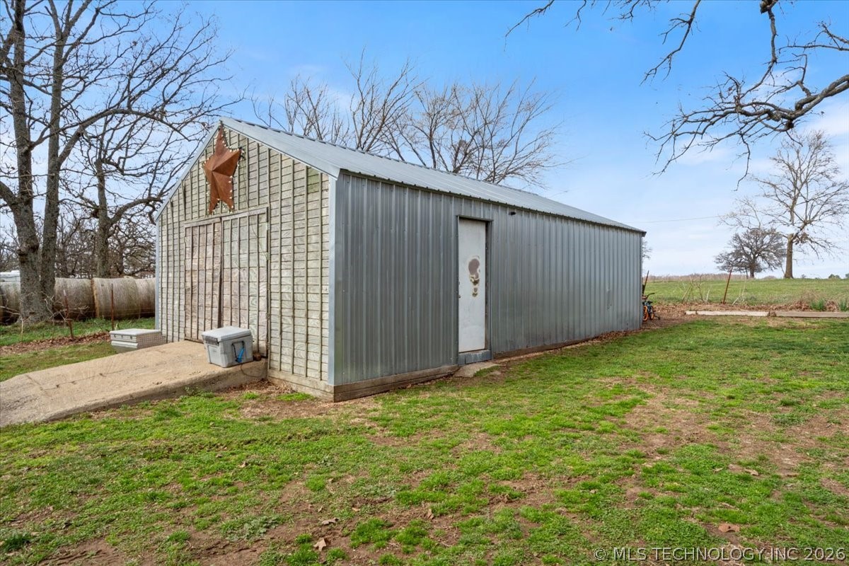 554 W Swicegood Road Colcord OK 74338