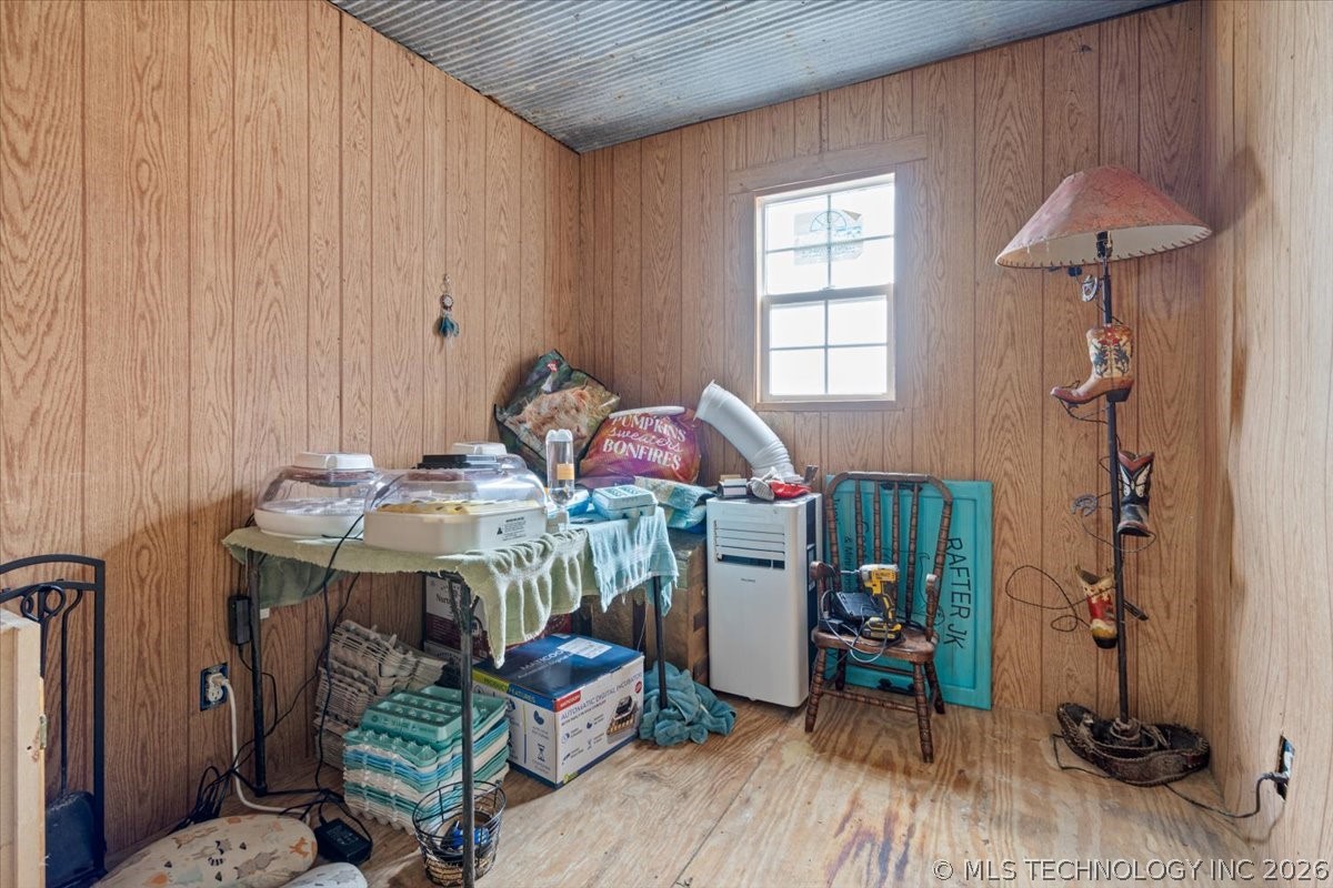 554 W Swicegood Road Colcord OK 74338