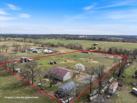 554 W Swicegood Road Colcord OK 74338