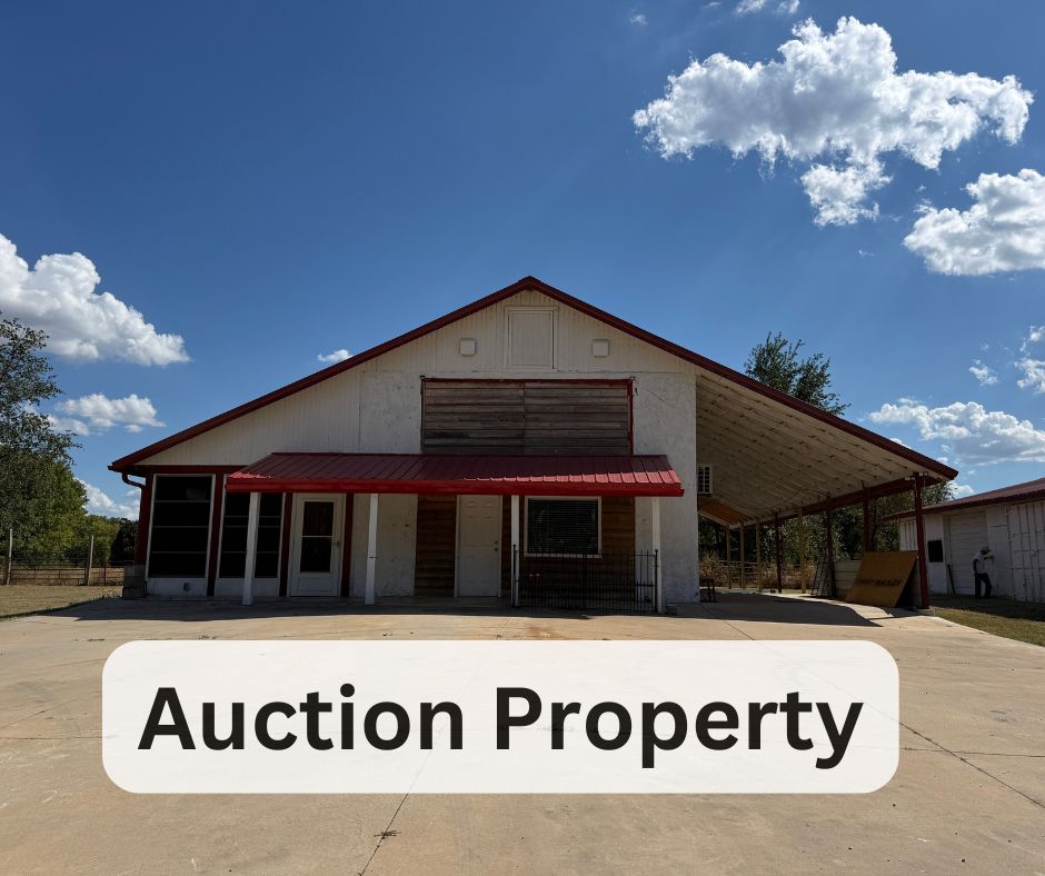629 S Highway 59 Watts OK 74964