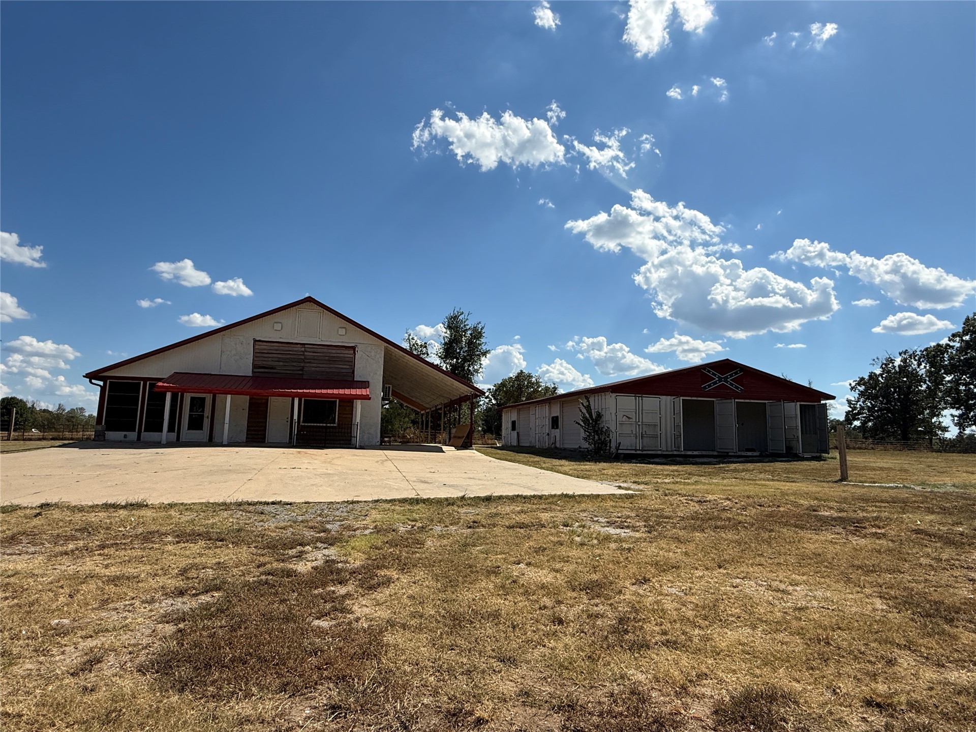 629 S Highway 59 Watts OK 74964