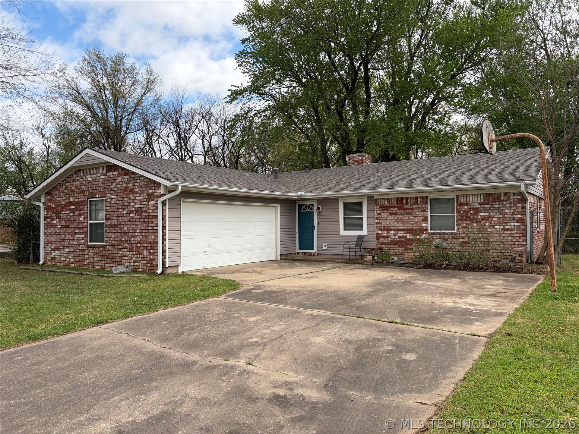 1845 Surrey Drive Pryor OK 74361