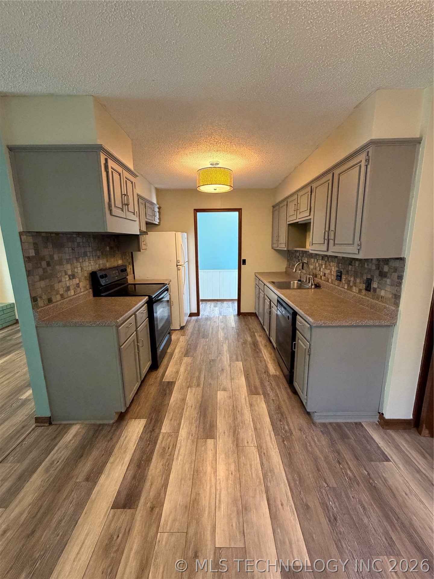 1845 Surrey Drive Pryor OK 74361