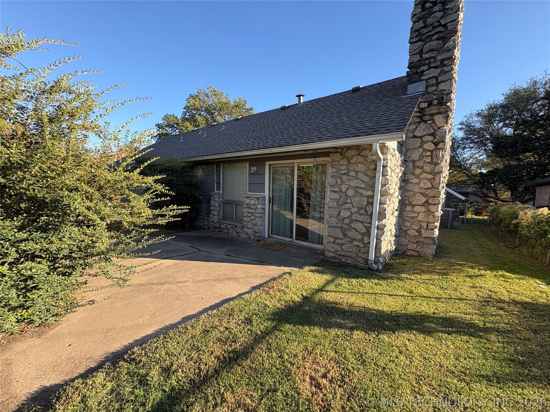 9445 E 39th Place Tulsa OK 74145