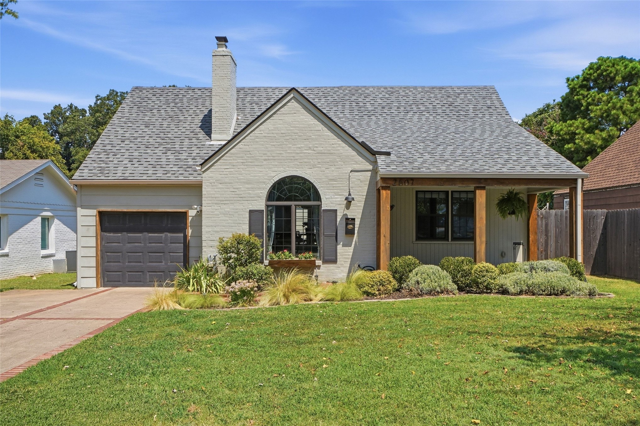 2507 E 17th Place Tulsa OK 74104