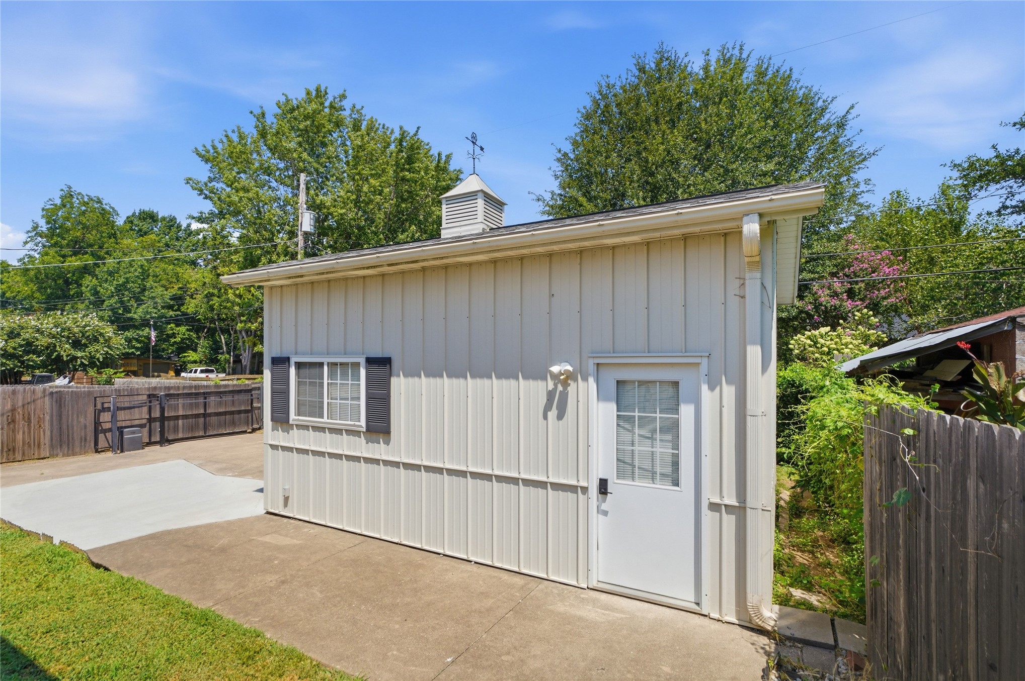 2507 E 17th Place Tulsa OK 74104