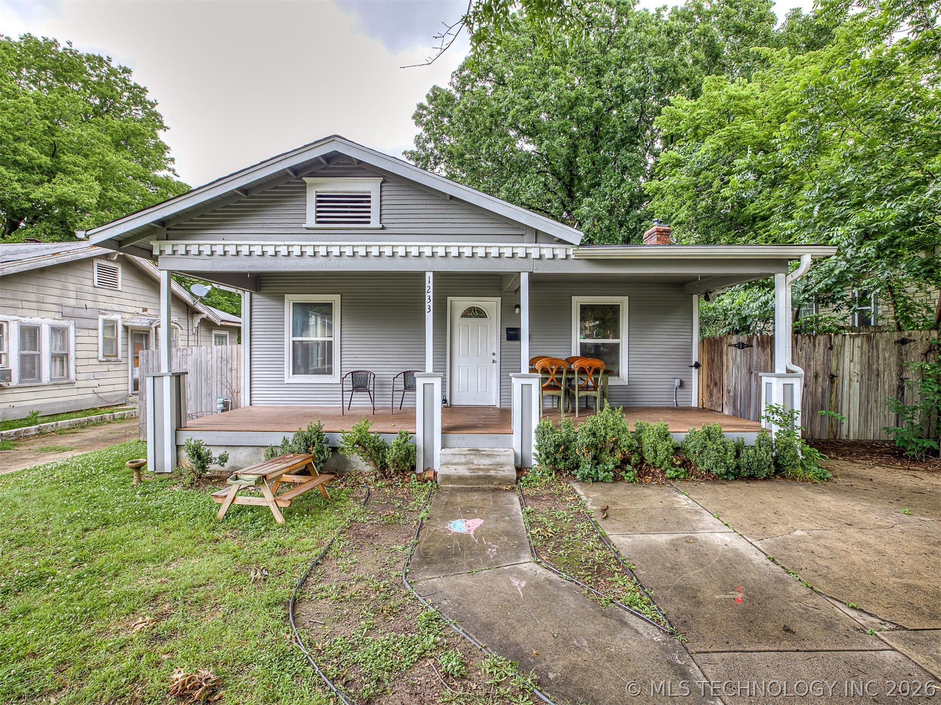 1233 N Cheyenne Avenue Tulsa OK 74106