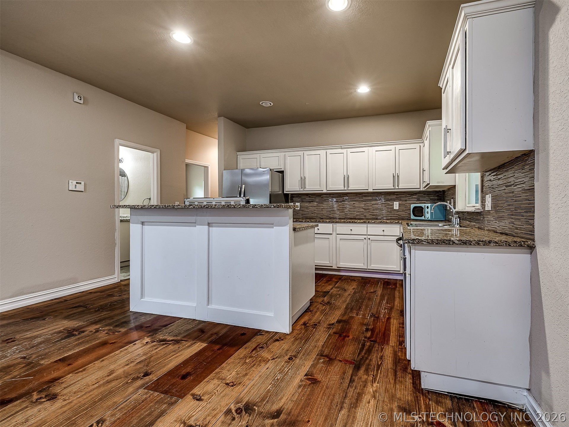 1233 N Cheyenne Avenue Tulsa OK 74106