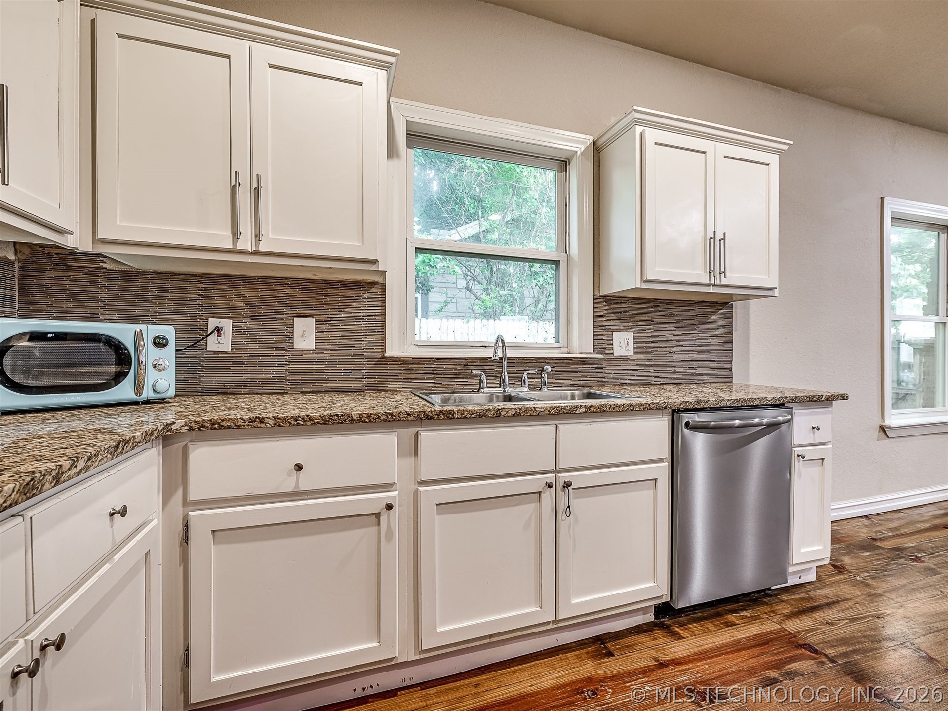 1233 N Cheyenne Avenue Tulsa OK 74106