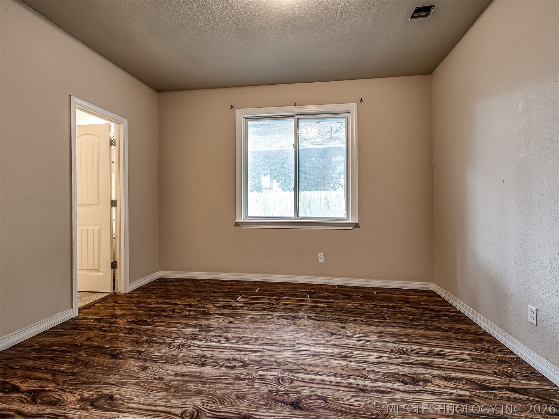 1233 N Cheyenne Avenue Tulsa OK 74106