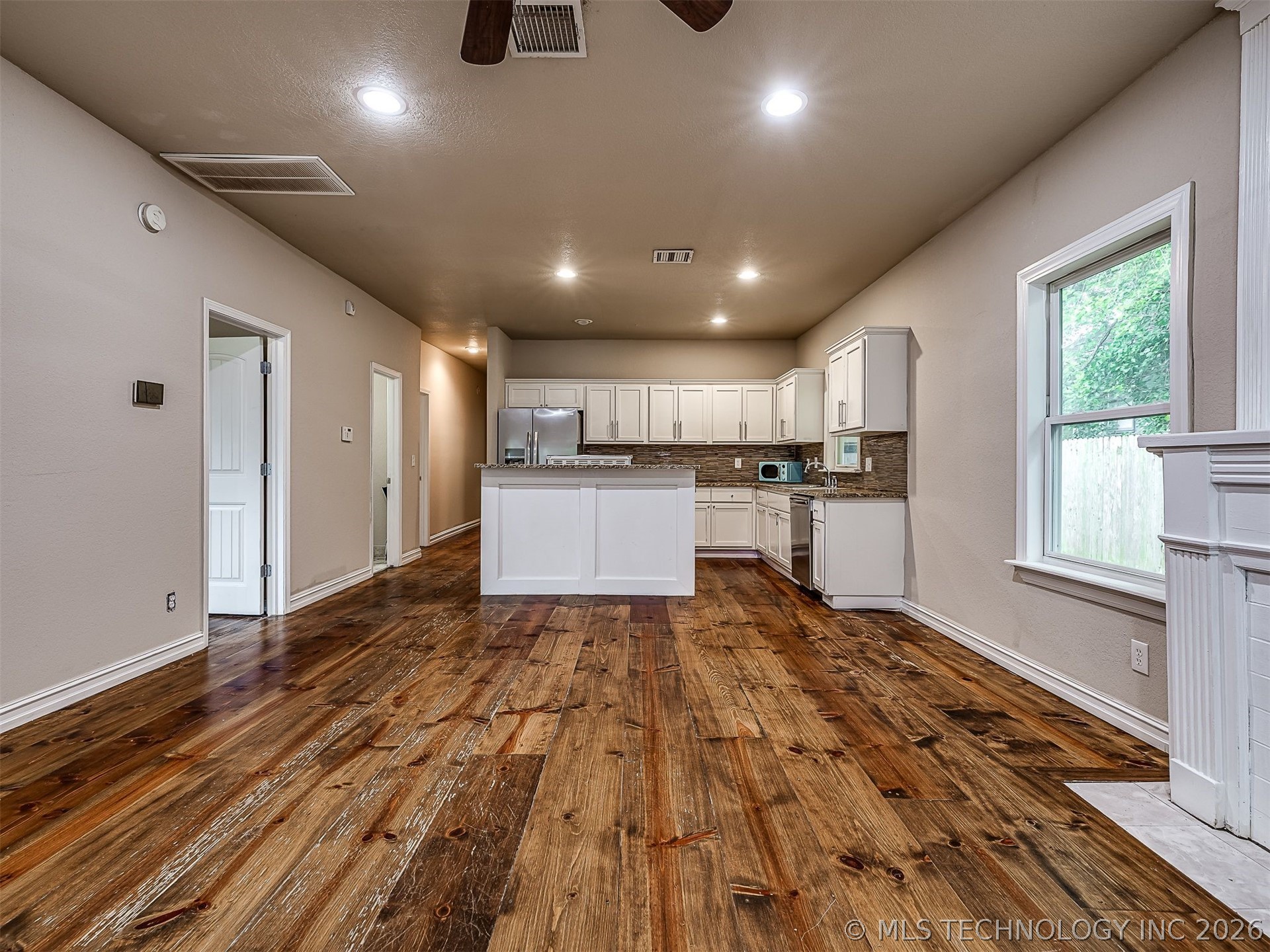 1233 N Cheyenne Avenue Tulsa OK 74106