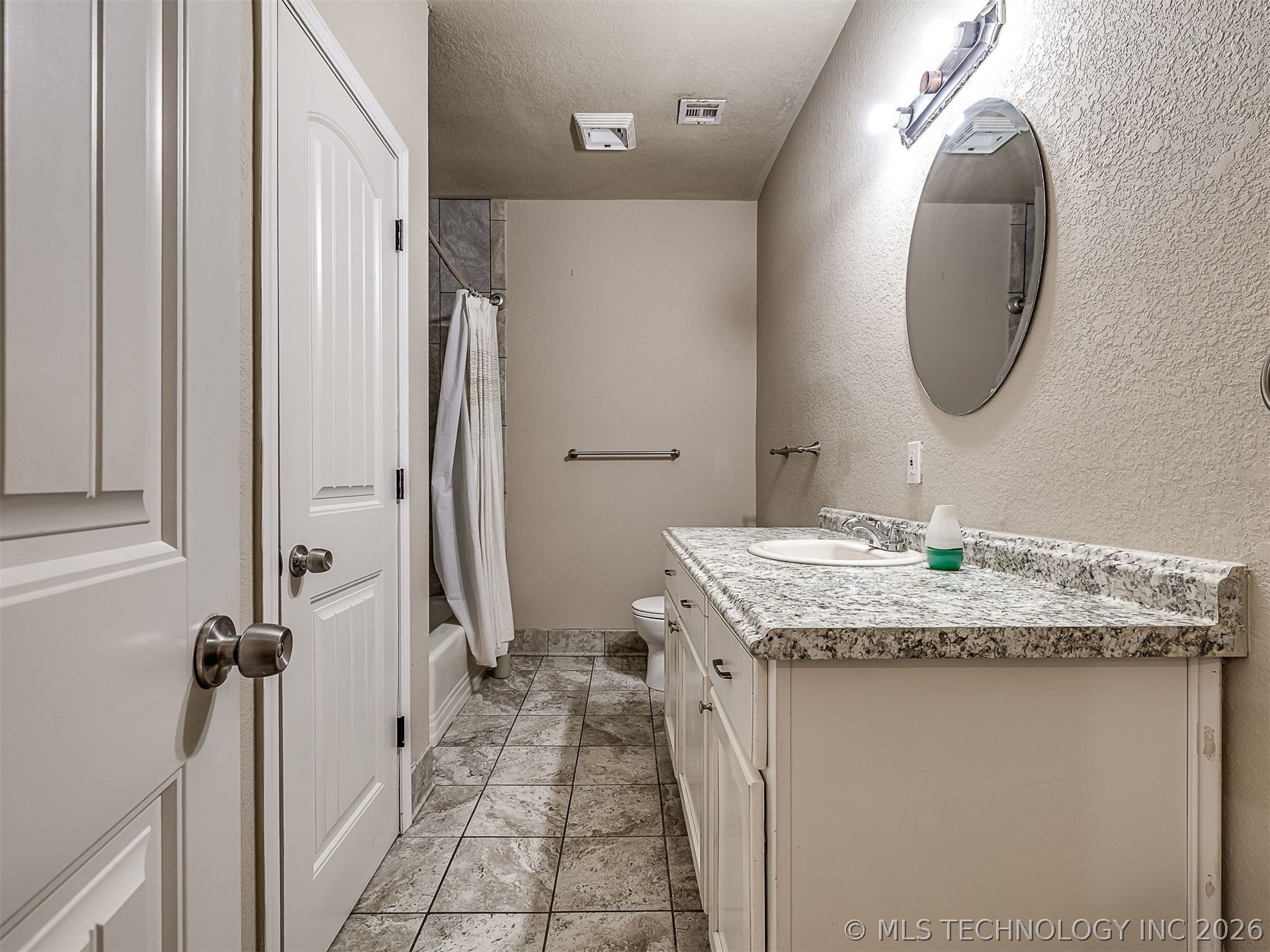 1233 N Cheyenne Avenue Tulsa OK 74106