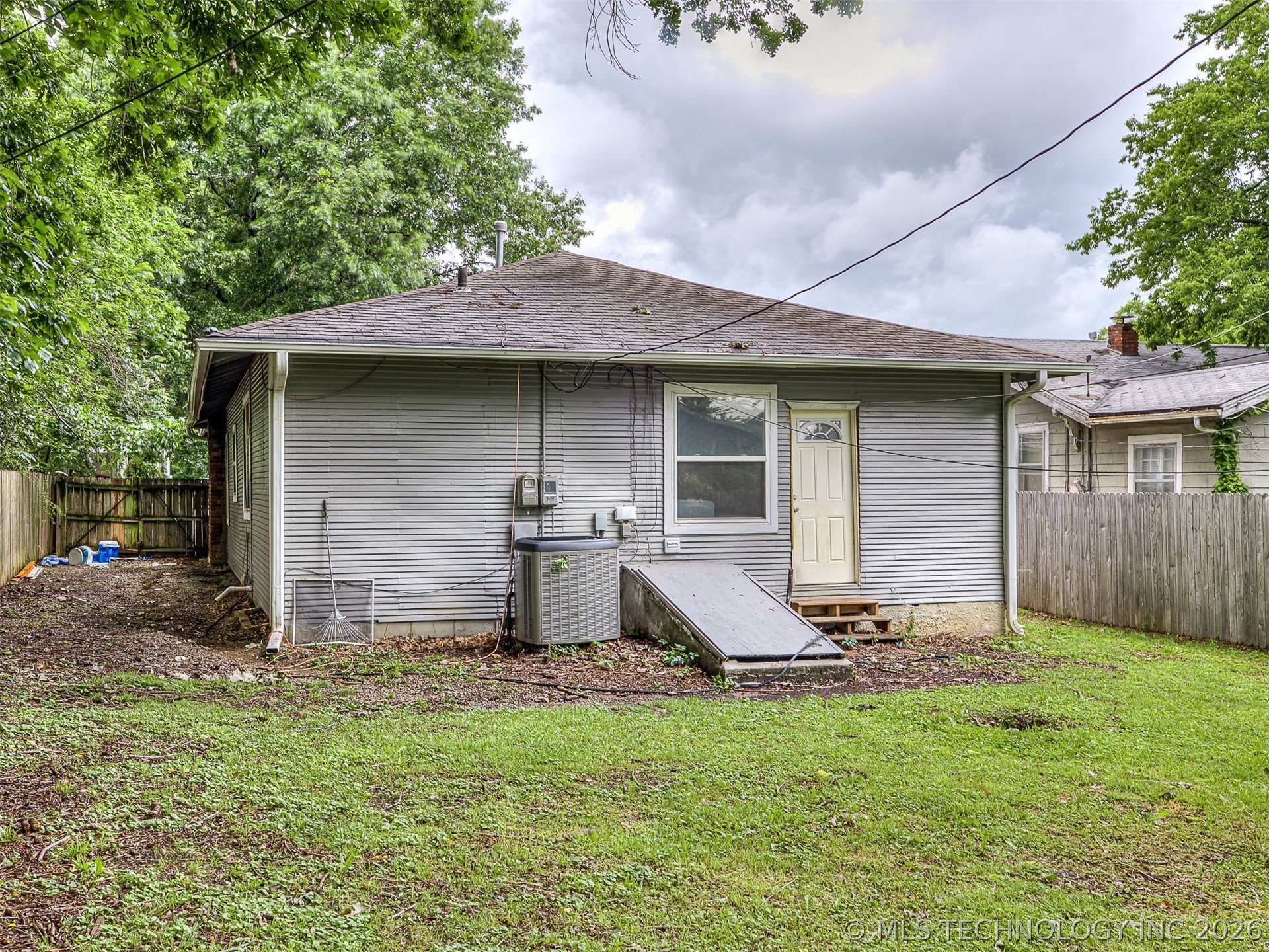 1233 N Cheyenne Avenue Tulsa OK 74106