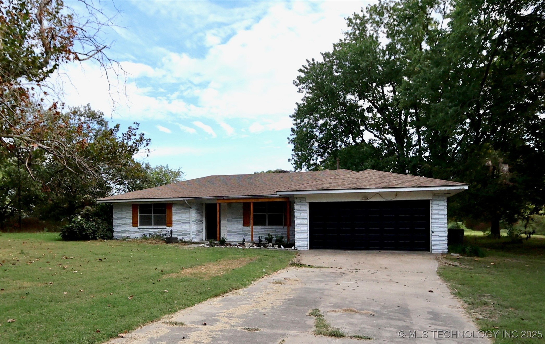 9865 County Road 1545 Ada OK 74820