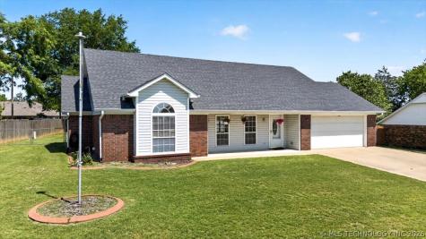 1602 Cottonwood Drive Poteau OK 74953