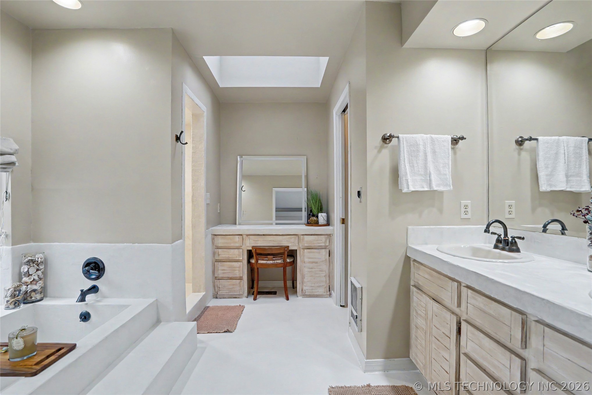 12323 14th Street Jenks OK 74037