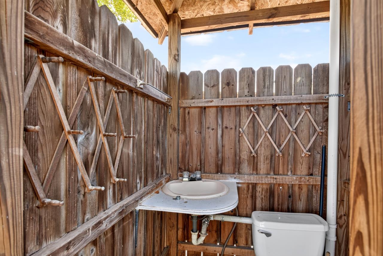 14630 Edward Loop Cameron OK 74932