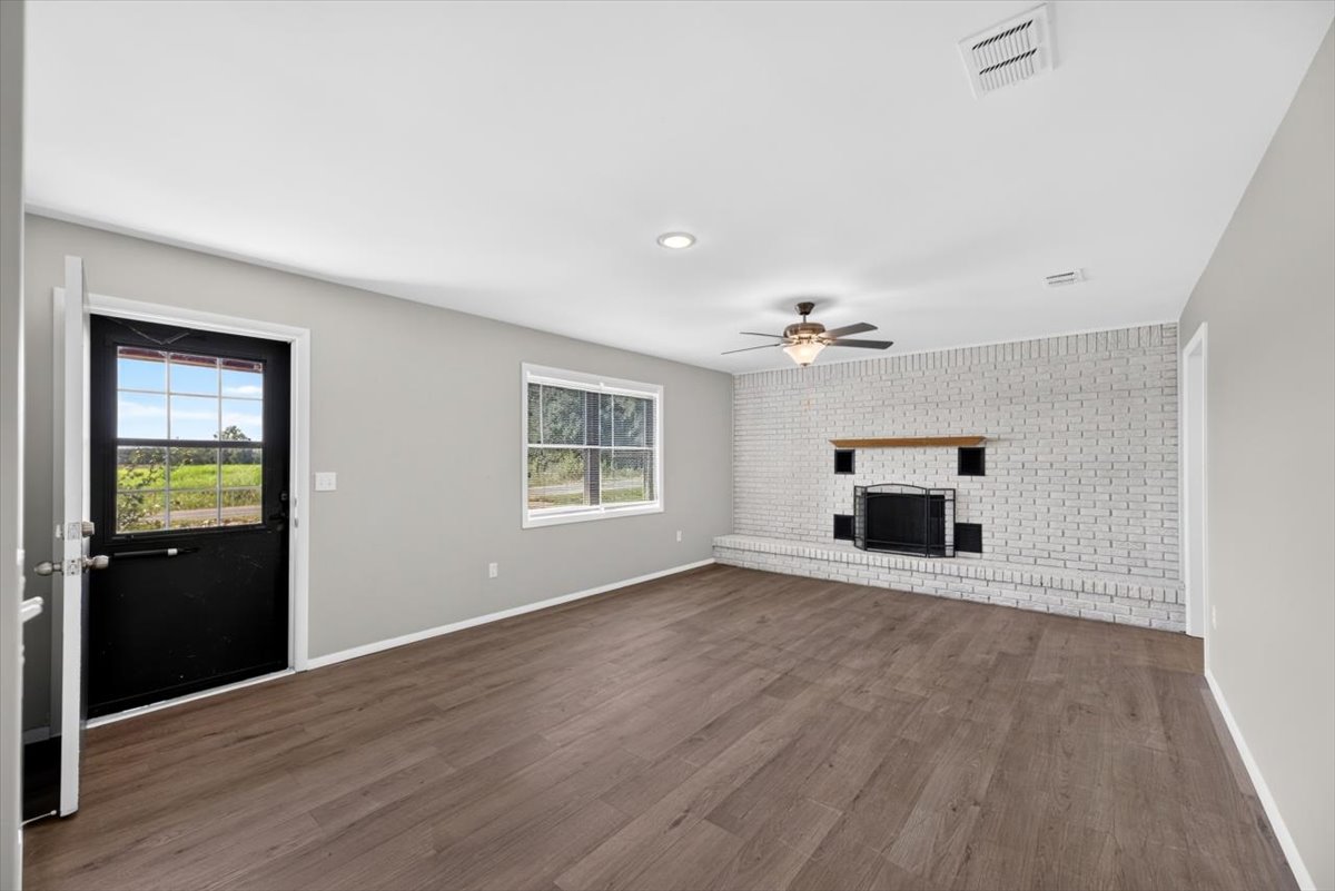 14630 Edward Loop Cameron OK 74932