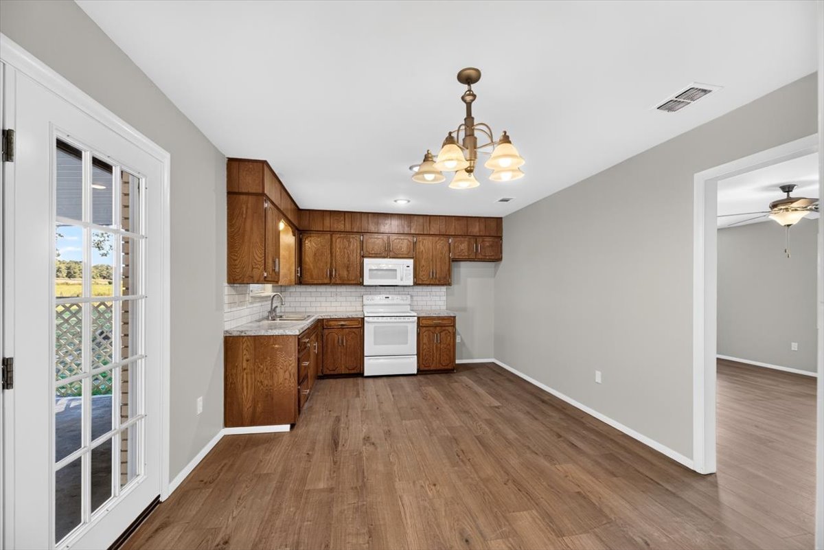 14630 Edward Loop Cameron OK 74932