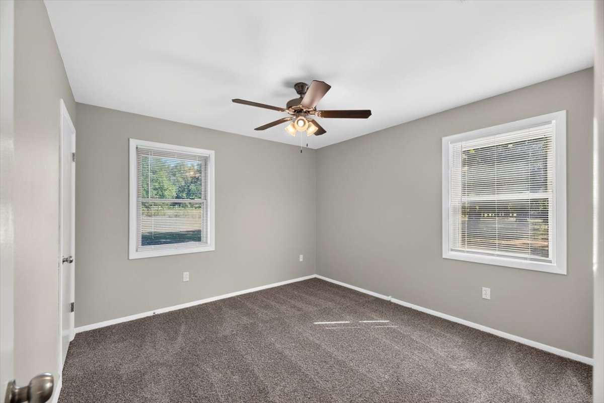 14630 Edward Loop Cameron OK 74932