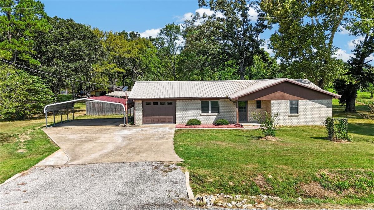 14630 Edward Loop Cameron OK 74932