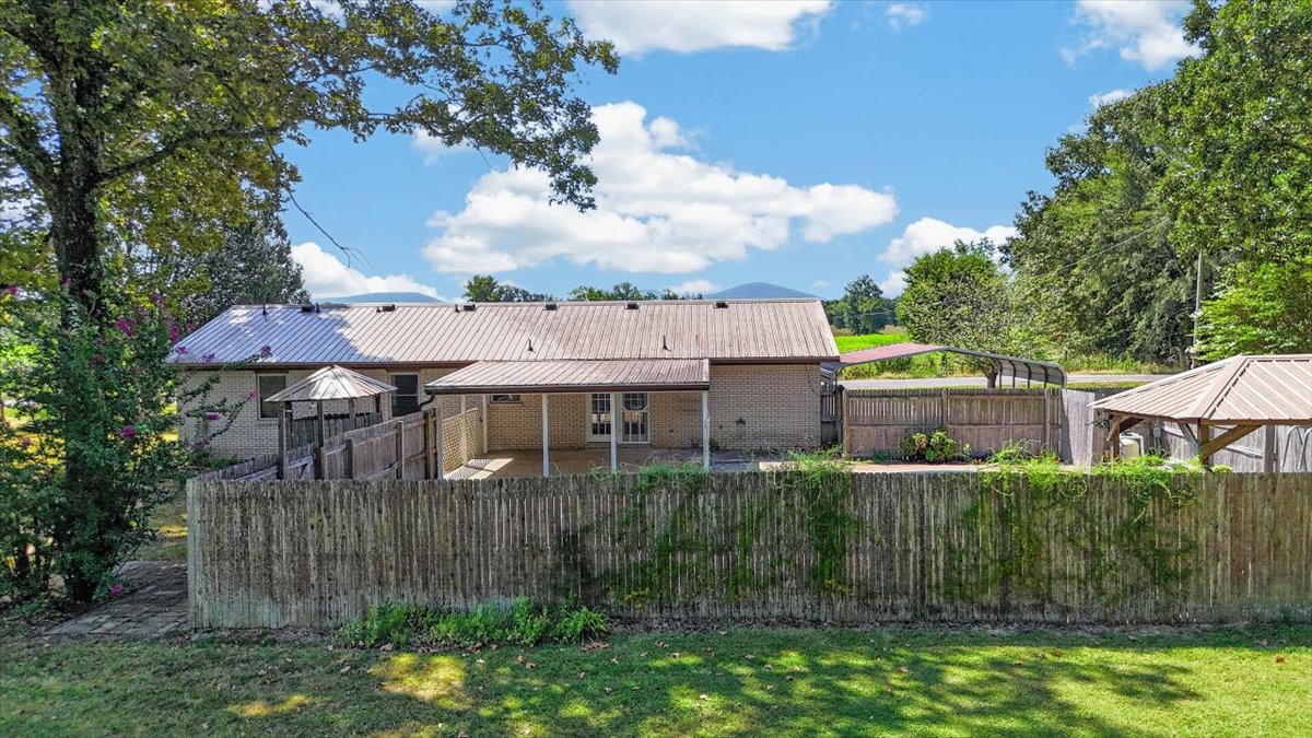 14630 Edward Loop Cameron OK 74932