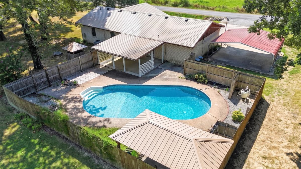 14630 Edward Loop Cameron OK 74932
