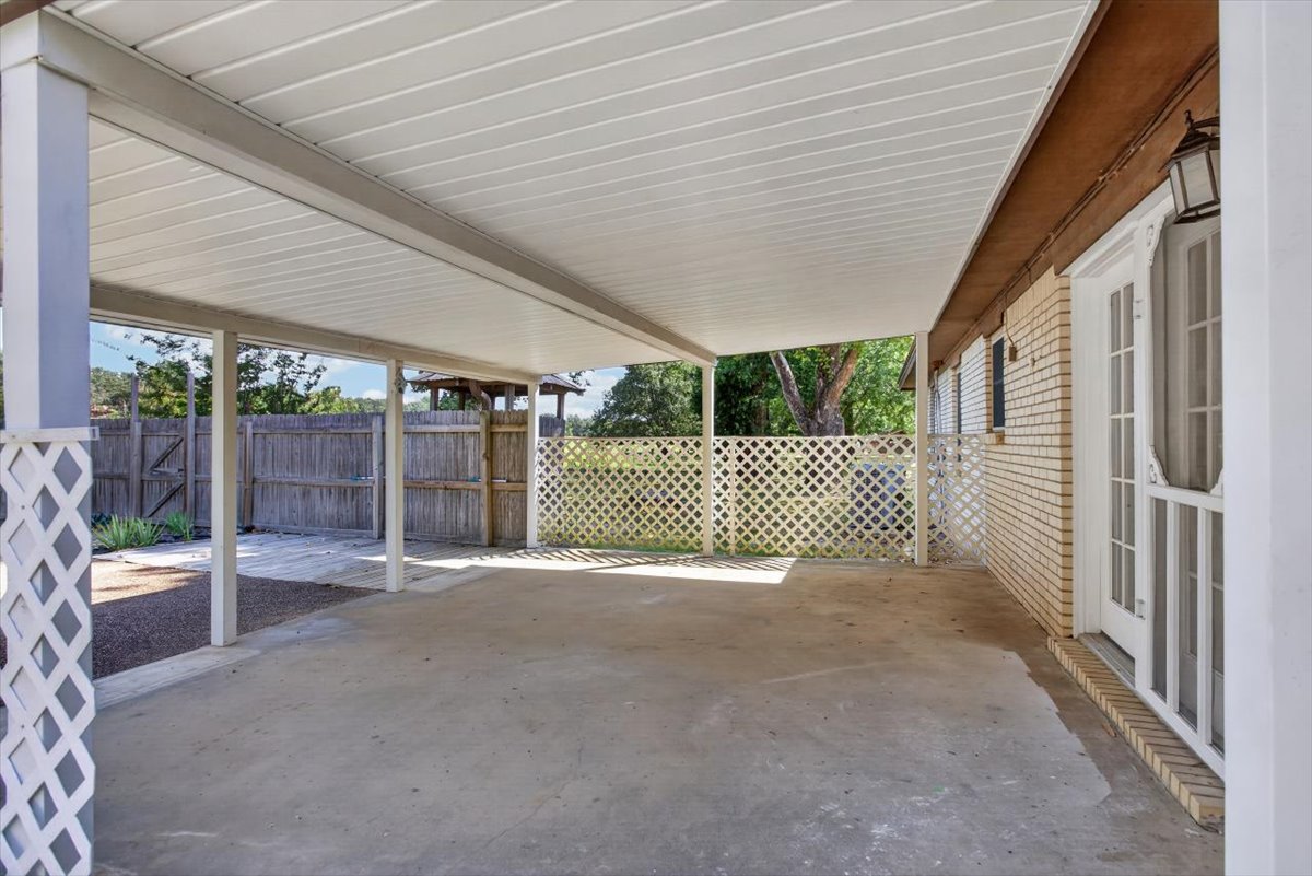14630 Edward Loop Cameron OK 74932