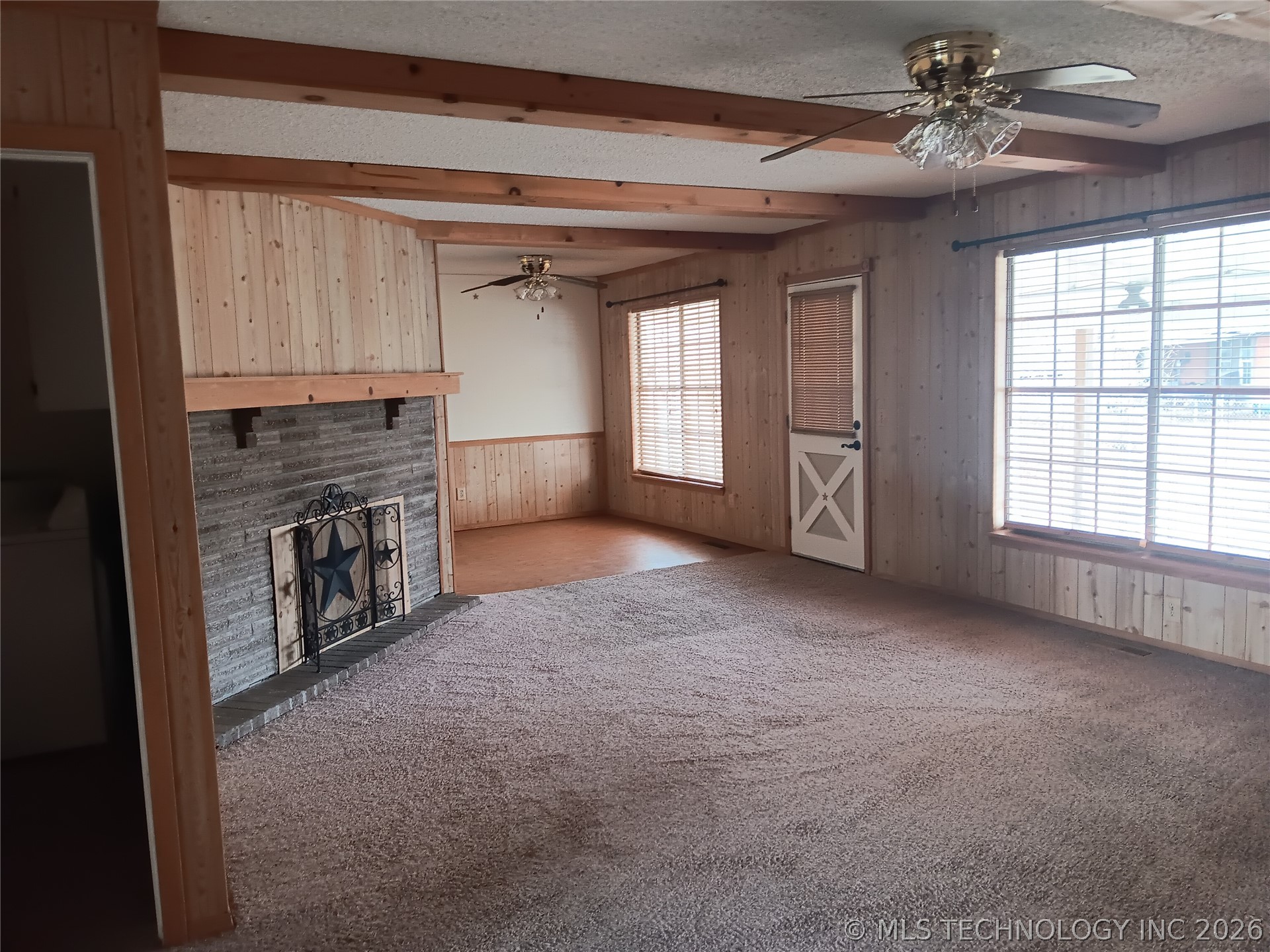 1001 S Colonial Drive Pryor OK 74361