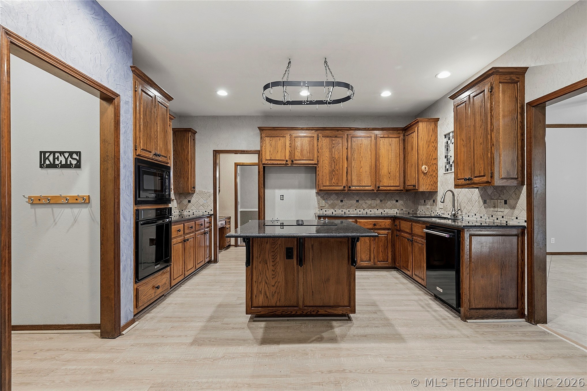 5604 E 101st Place Tulsa OK 74137
