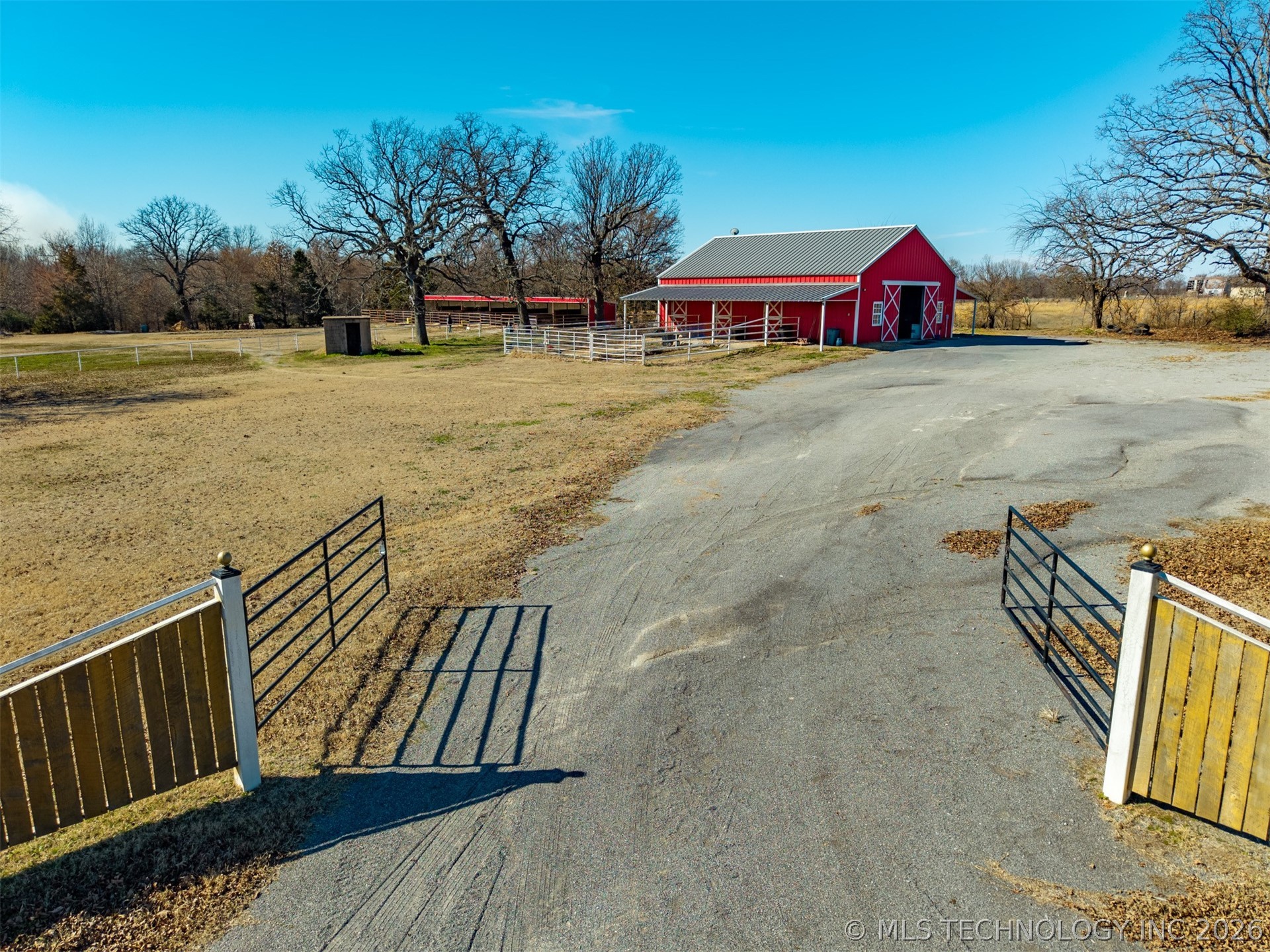 4321 S Bentley Road Atoka OK 74525