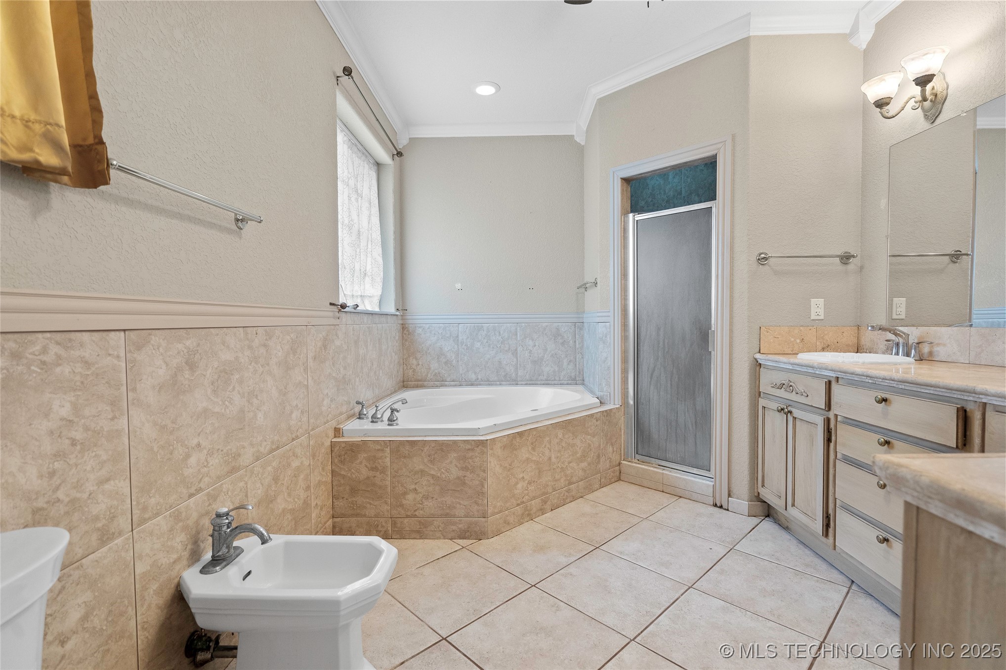 1717 Red Oak Street Ardmore OK 73401